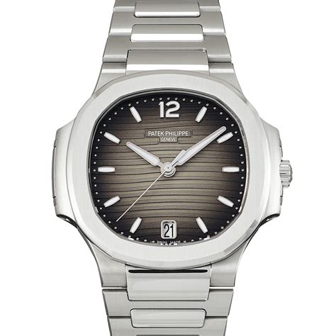 patek philippe 7118/1a-011